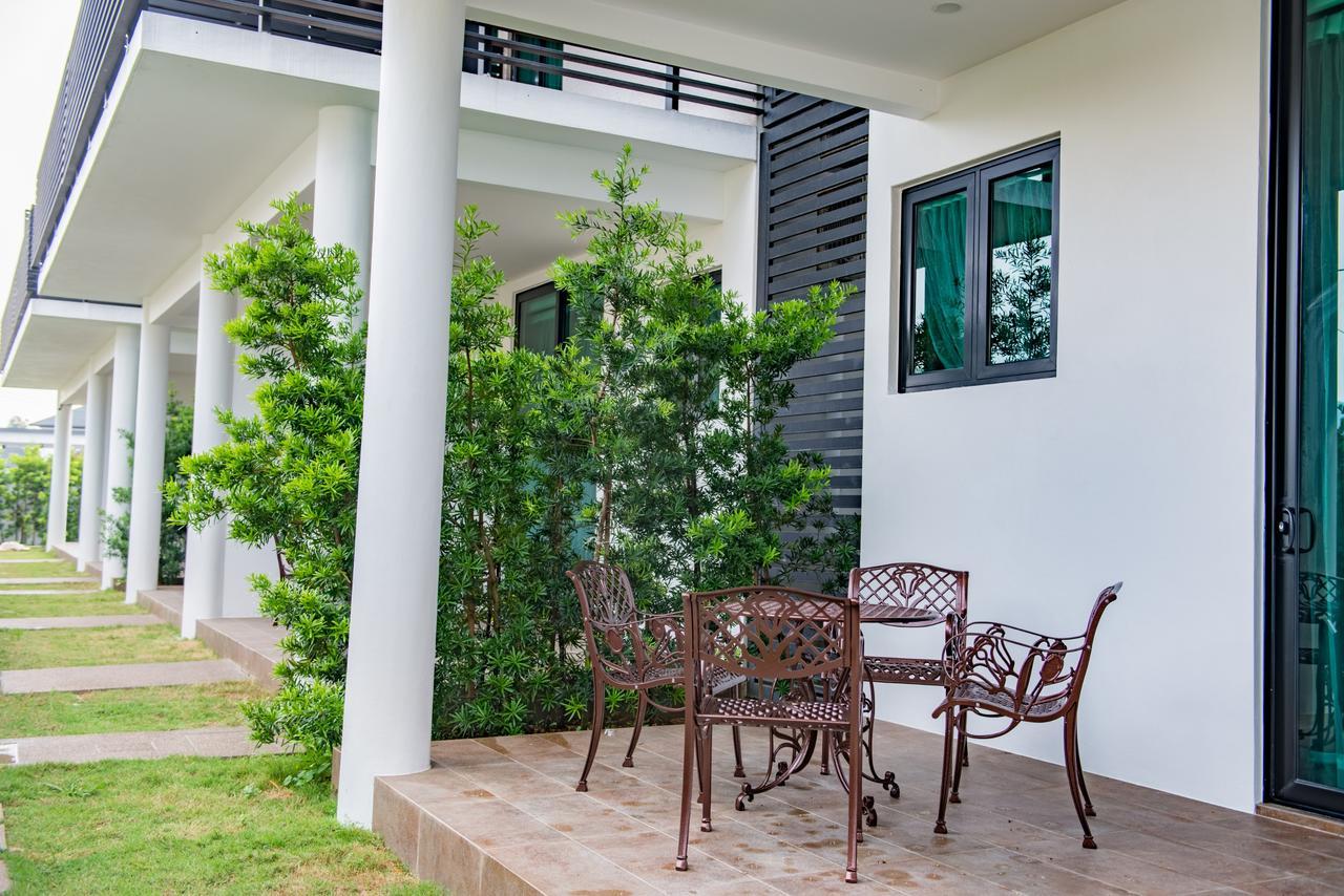Hermitage Boutique House *